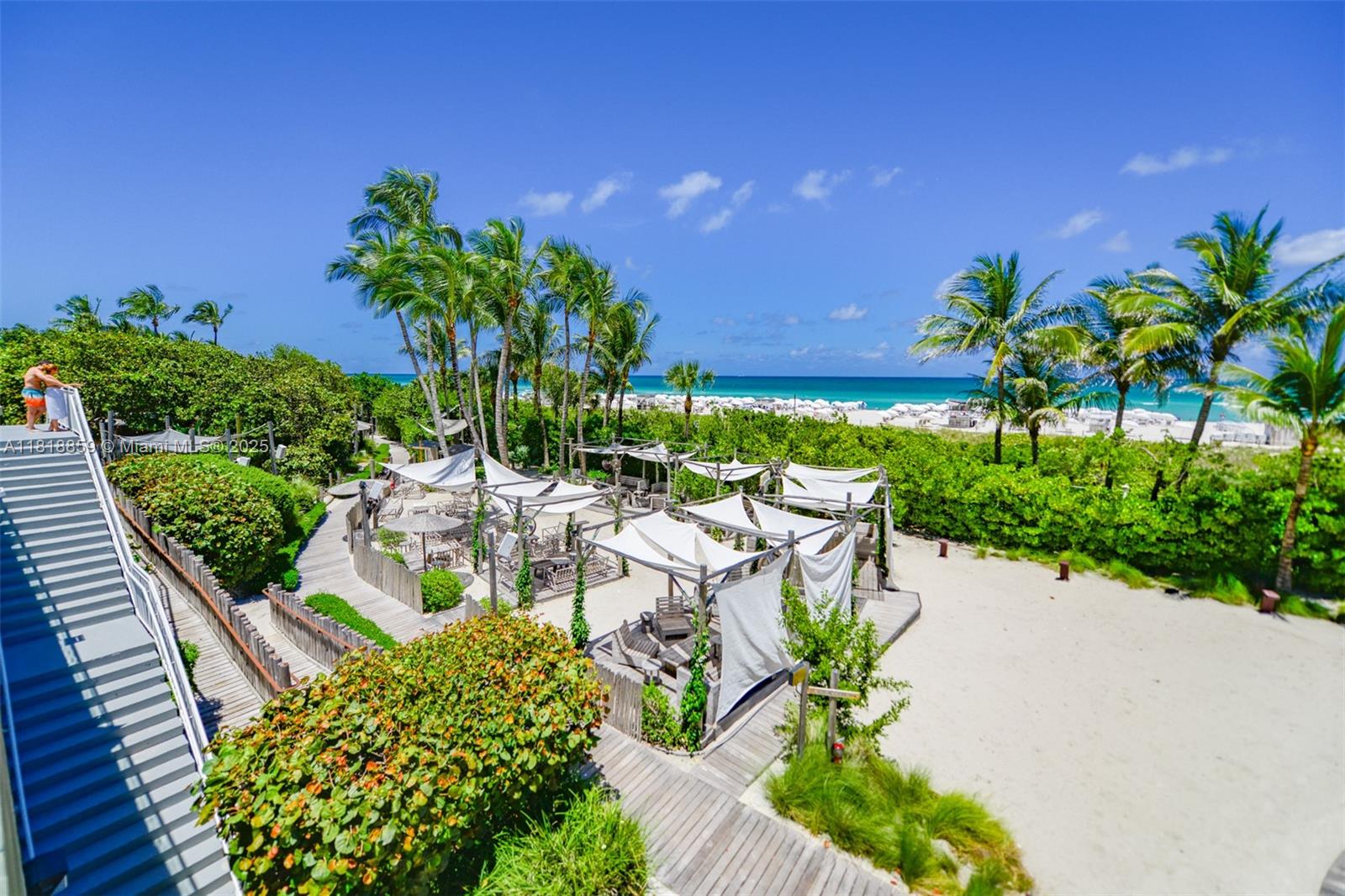 image Roney Palace Condo37