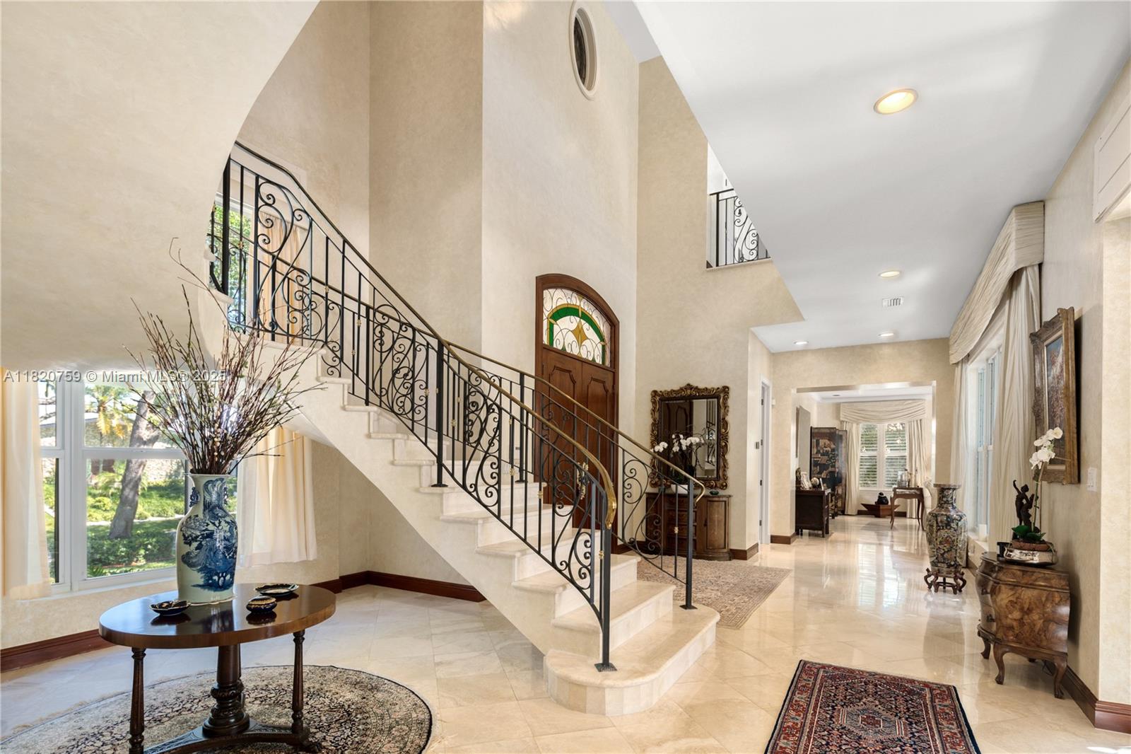 180 Solano Prado Coral Gables, FL 33156 180 Solano Prado Coral Gables, FL 33156