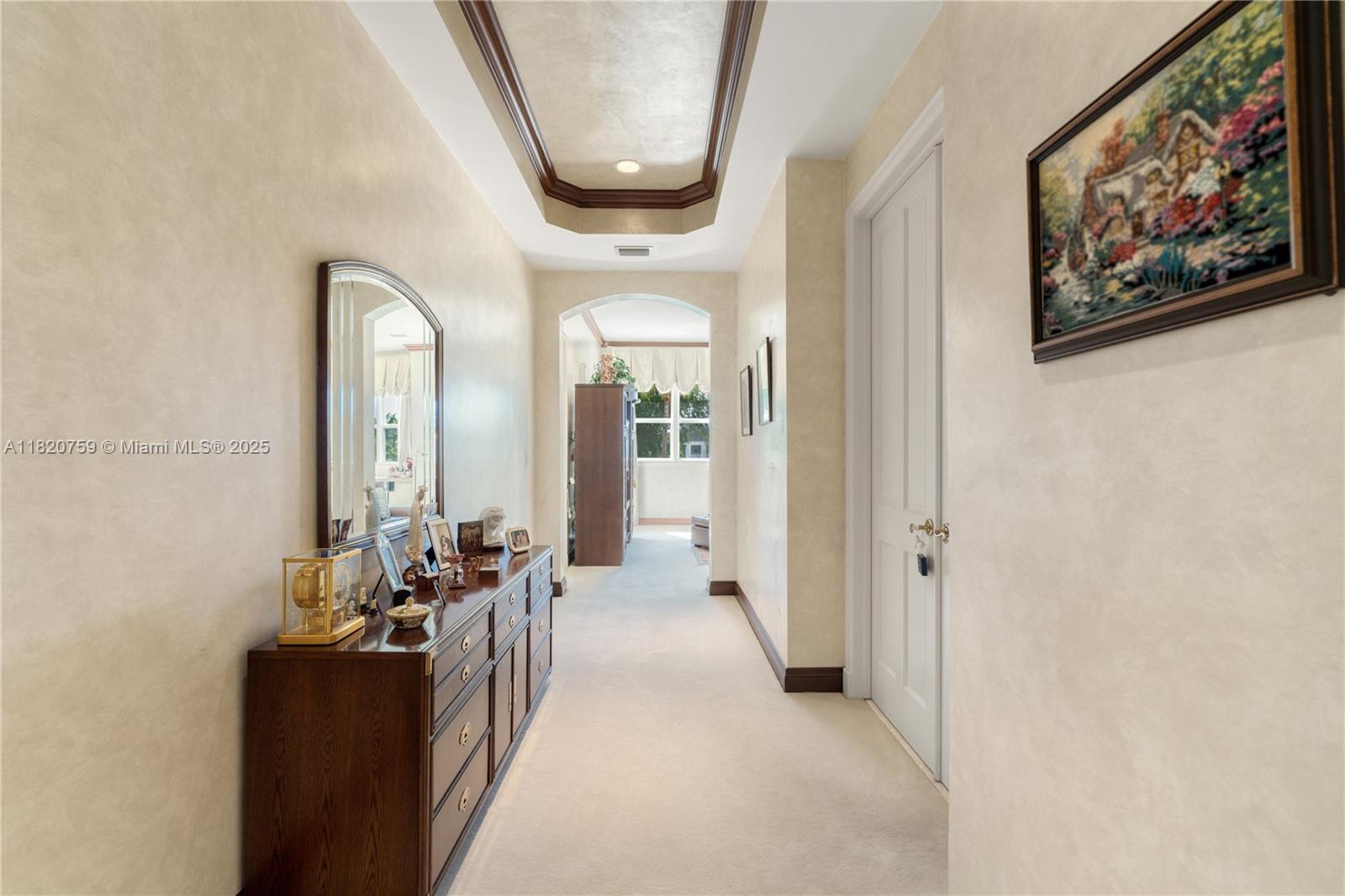 180 Solano Prado Coral Gables, FL 33156 180 Solano Prado Coral Gables, FL 33156