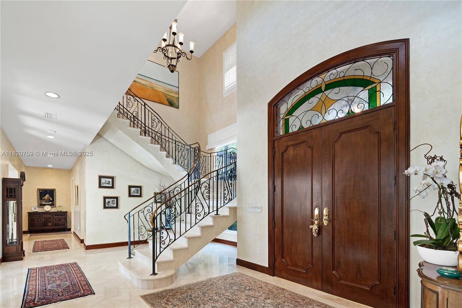 180 Solano Prado Coral Gables, FL 33156 180 Solano Prado Coral Gables, FL 33156