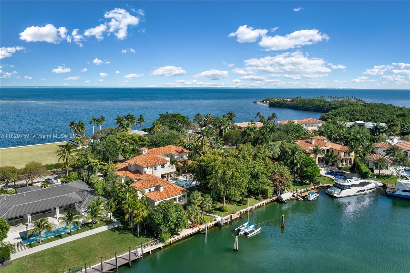 180 Solano Prado Coral Gables, FL 33156 180 Solano Prado Coral Gables, FL 33156