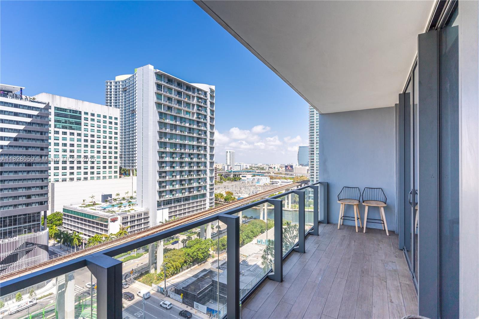 image Rise Condo2