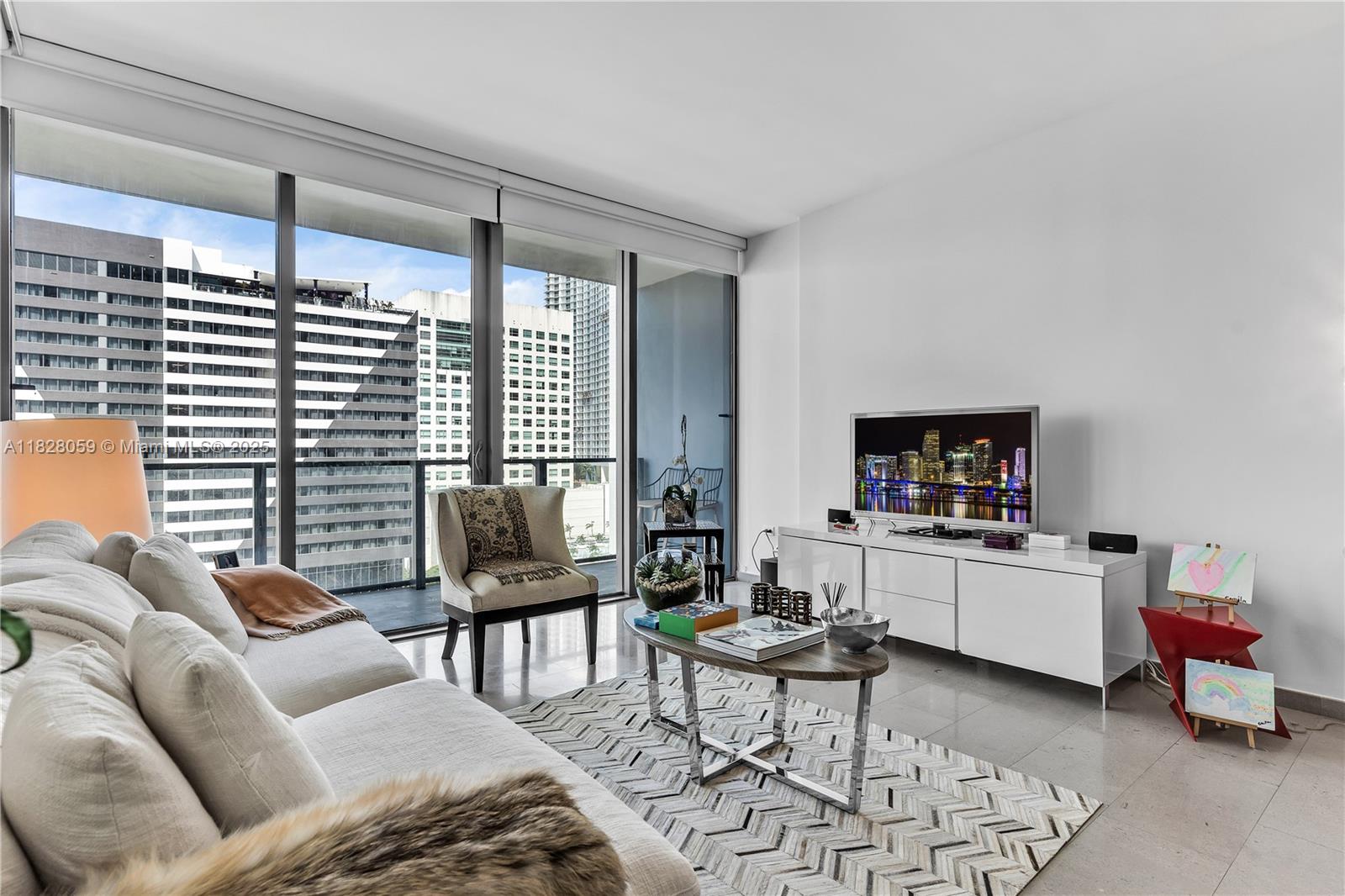 image Rise Condo4