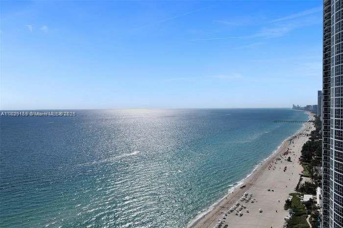image Trump Royale Condo23