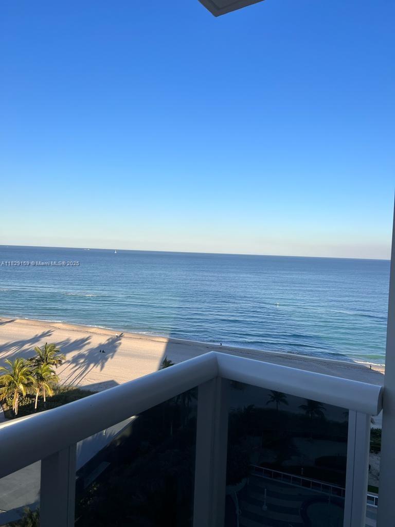 image Trump Royale Condo26