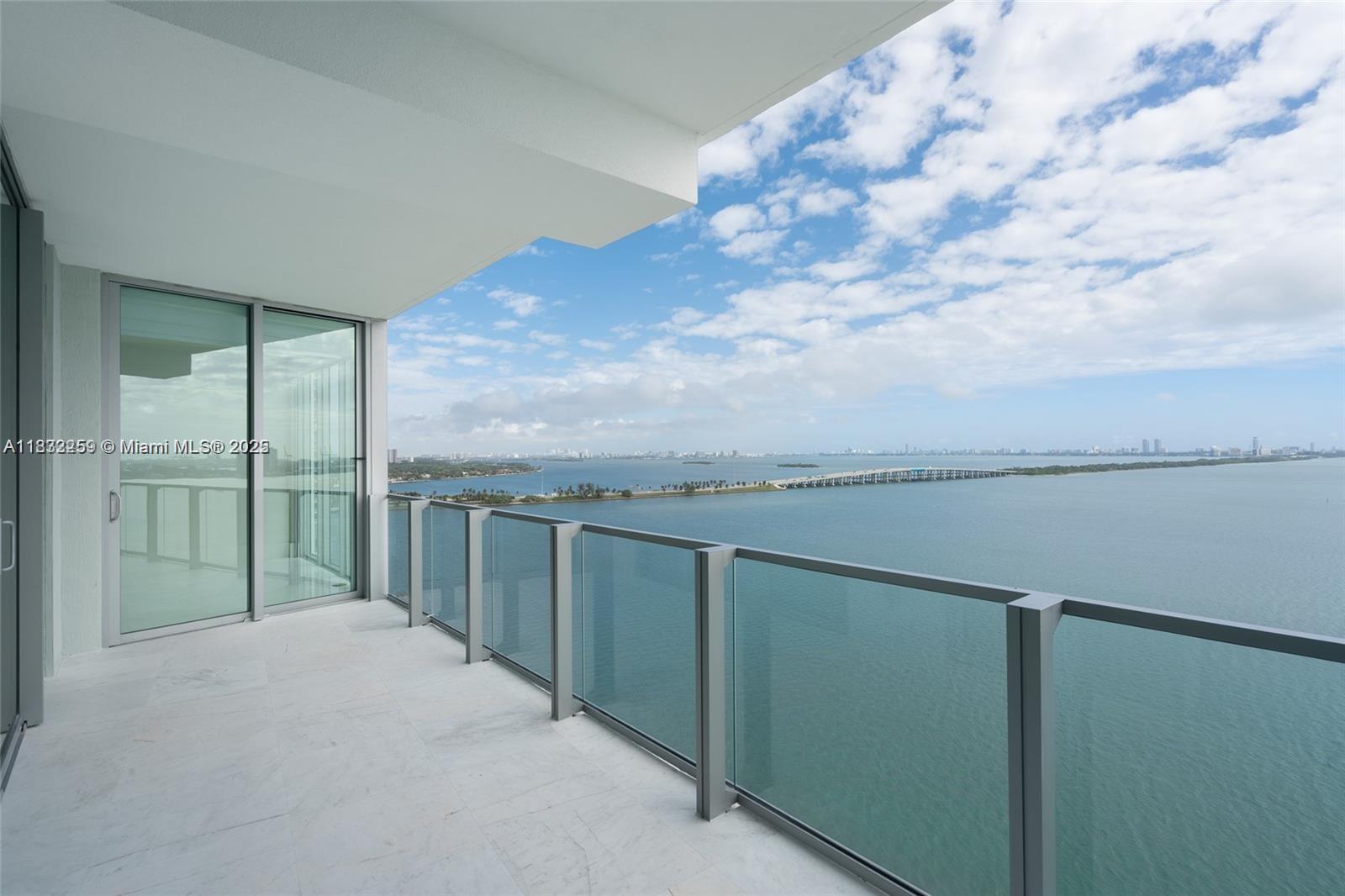 image Biscayne Beach Condo1