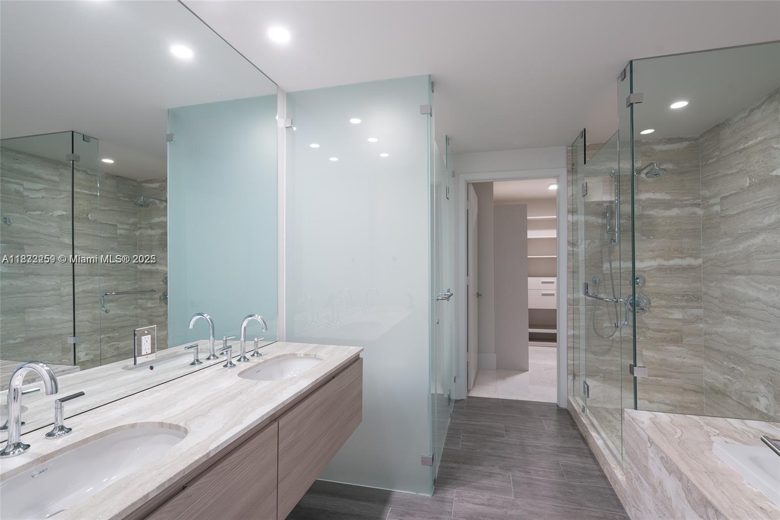 image Biscayne Beach Condo5