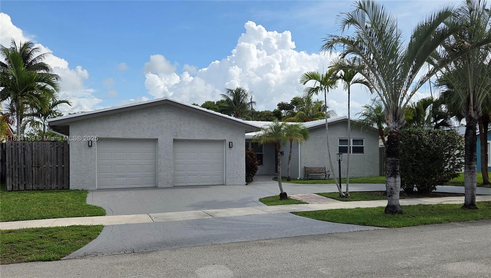 1245 Coral Ln