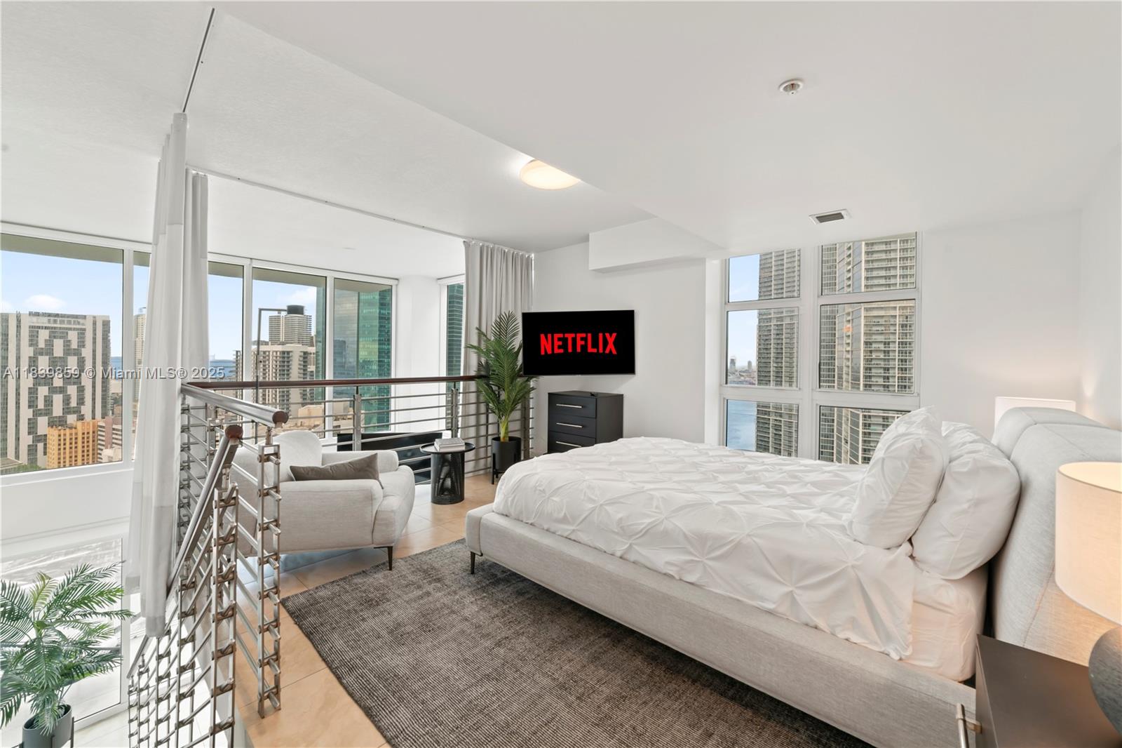 image Brickell On The River S T15