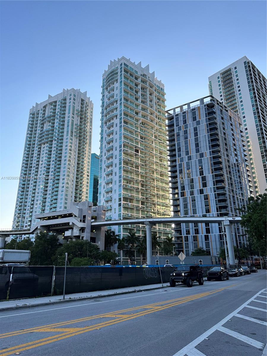 image Brickell On The River S T26
