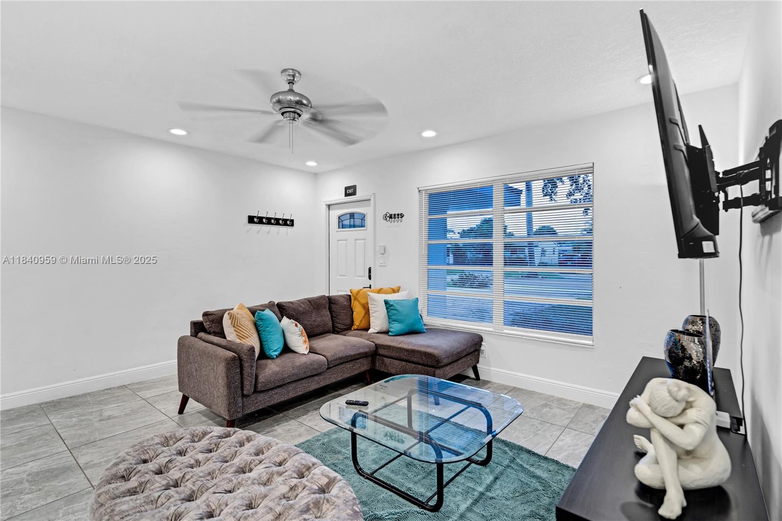 1165 SW 4th Ter #1/2