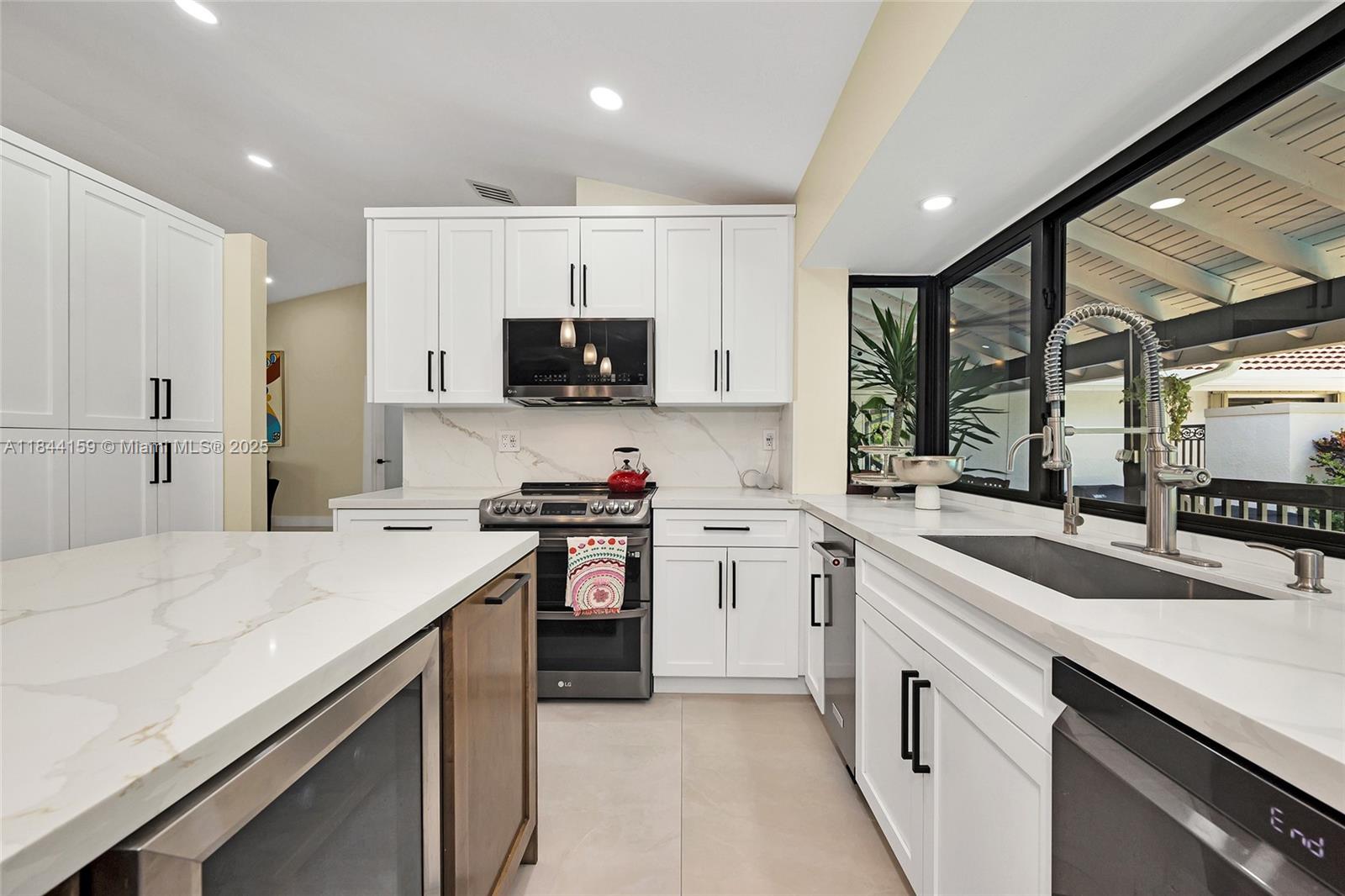 8375 SW 78th St Miami, FL 33143