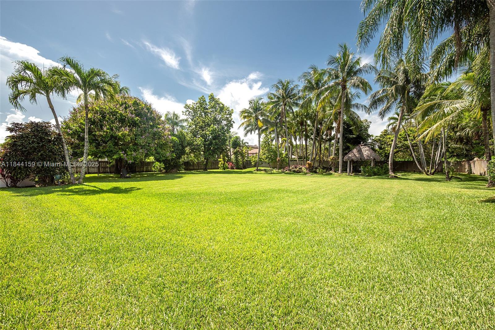 8375 SW 78th St Miami, FL 33143