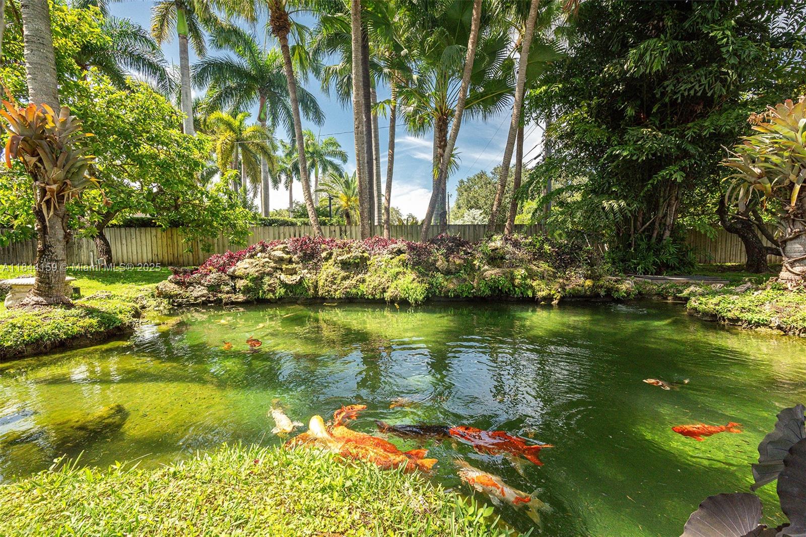 8375 SW 78th St Miami, FL 33143