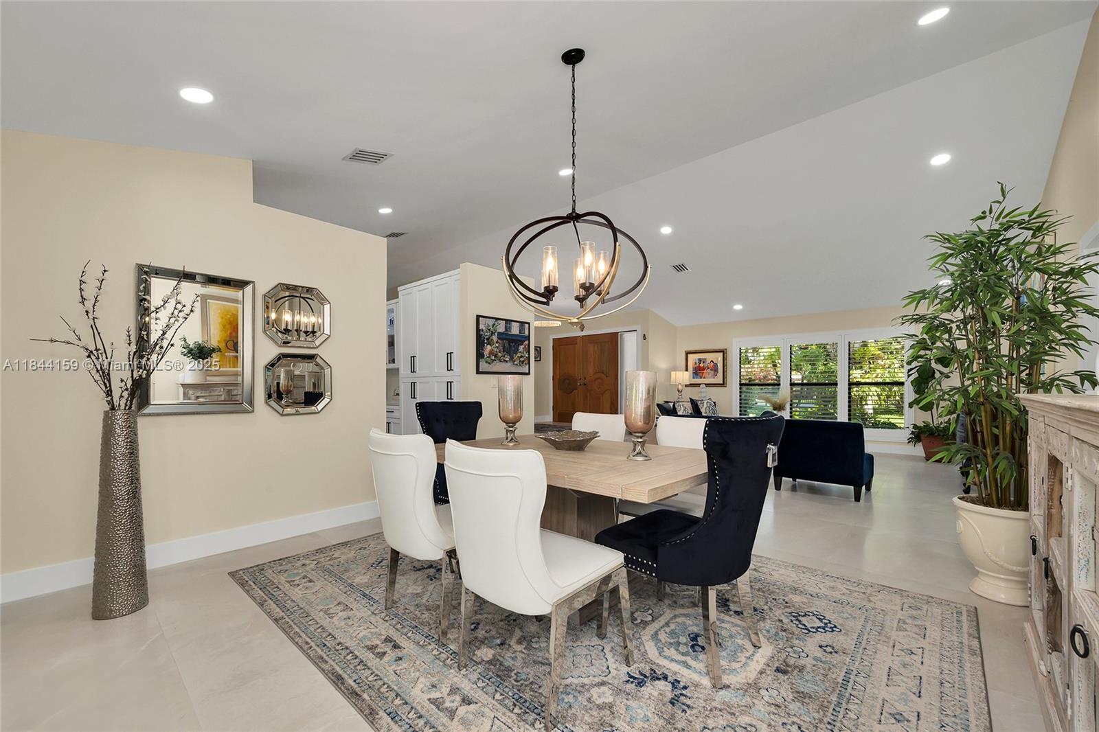 8375 SW 78th St Miami, FL 33143