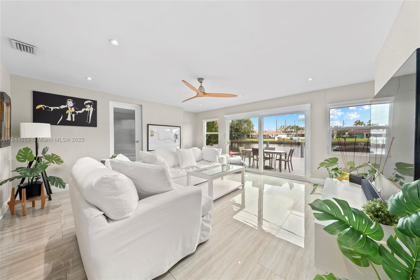 817 NW 30th St