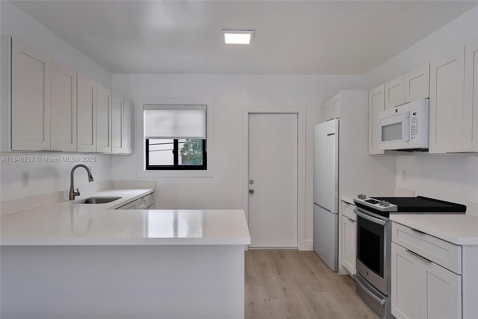 711 Beacom Blvd #3