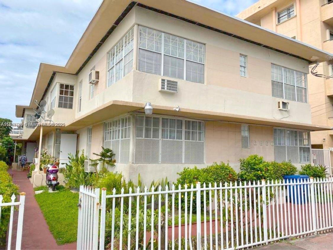 6860 Abbott Ave #8B