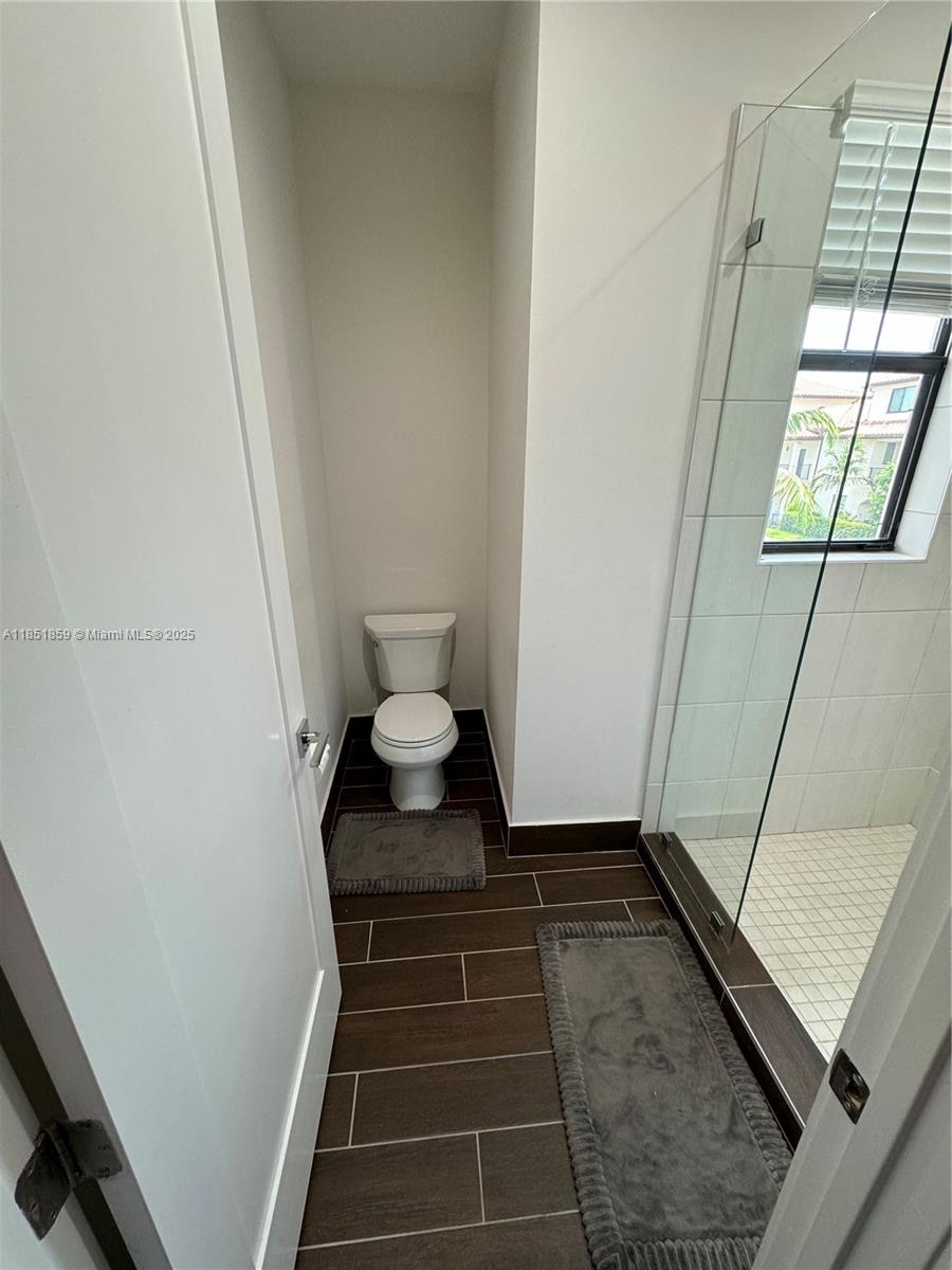 8283 NW 47th Ln Doral, FL 33166