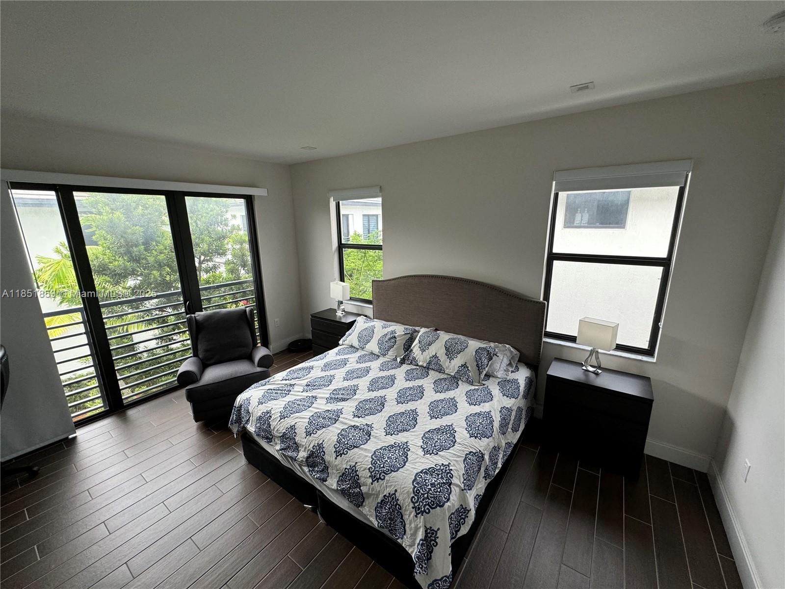 8283 NW 47th Ln Doral, FL 33166