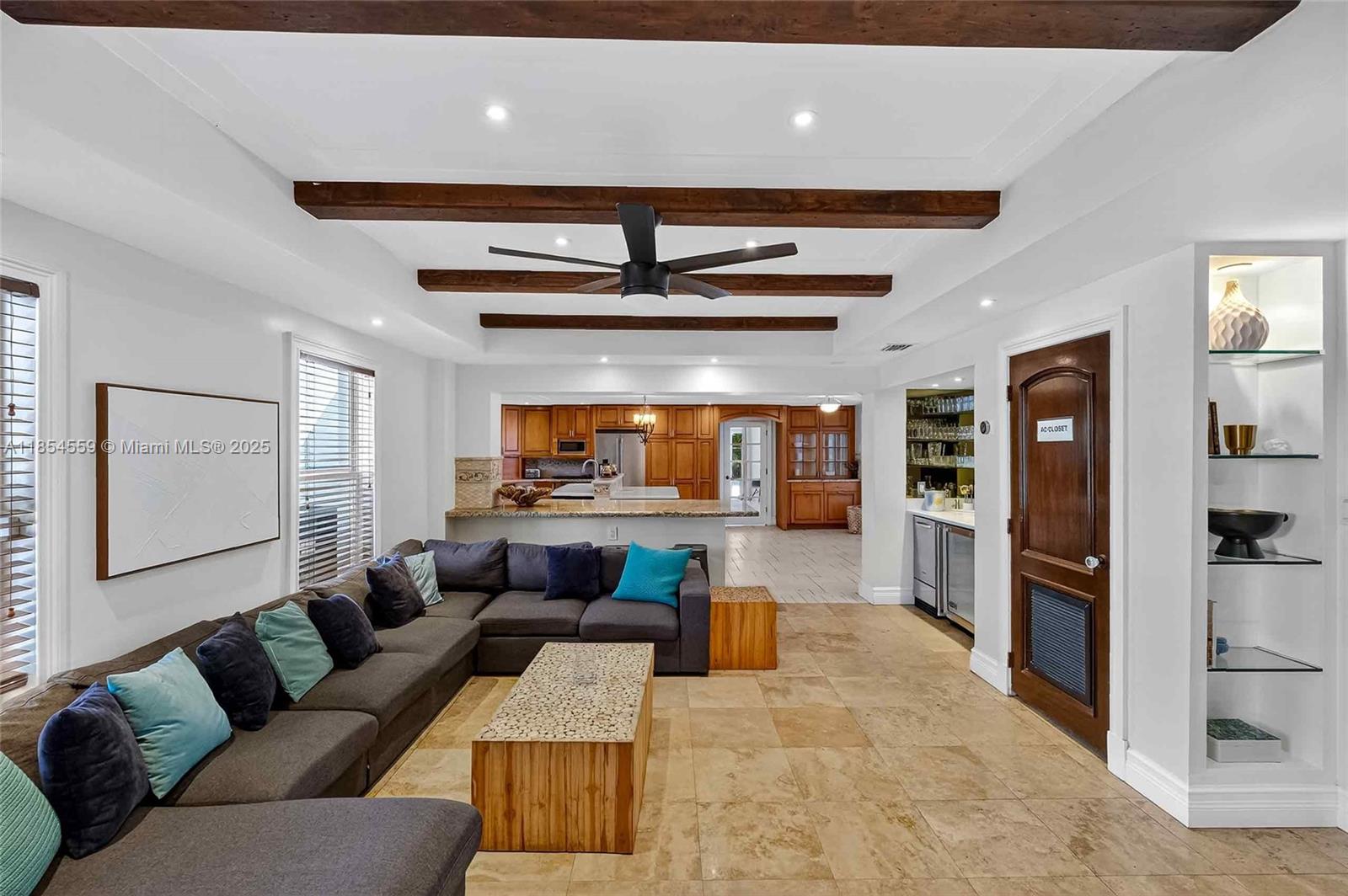 1051 NE 89th St Miami, FL 33138