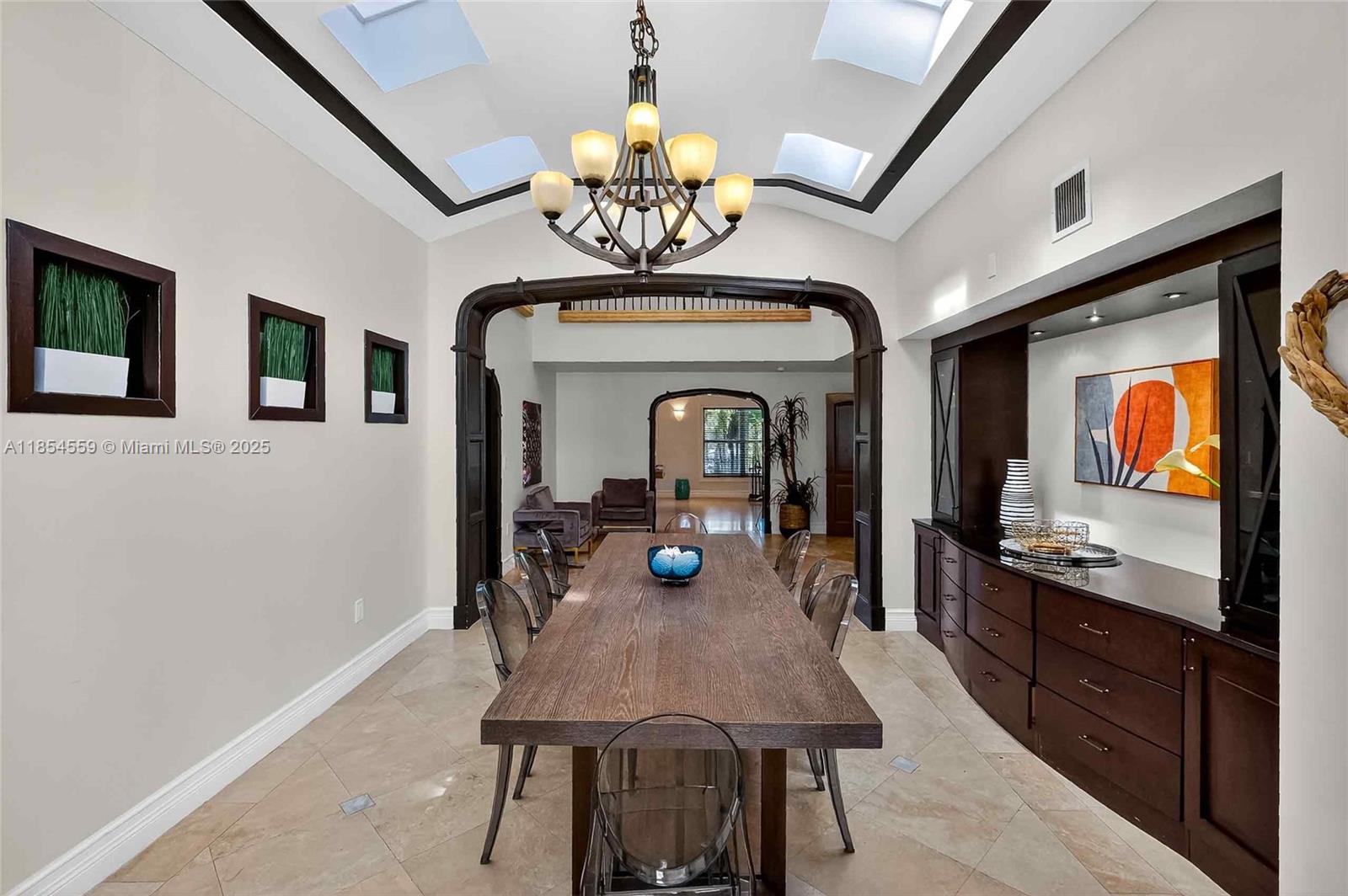 1051 NE 89th St Miami, FL 33138