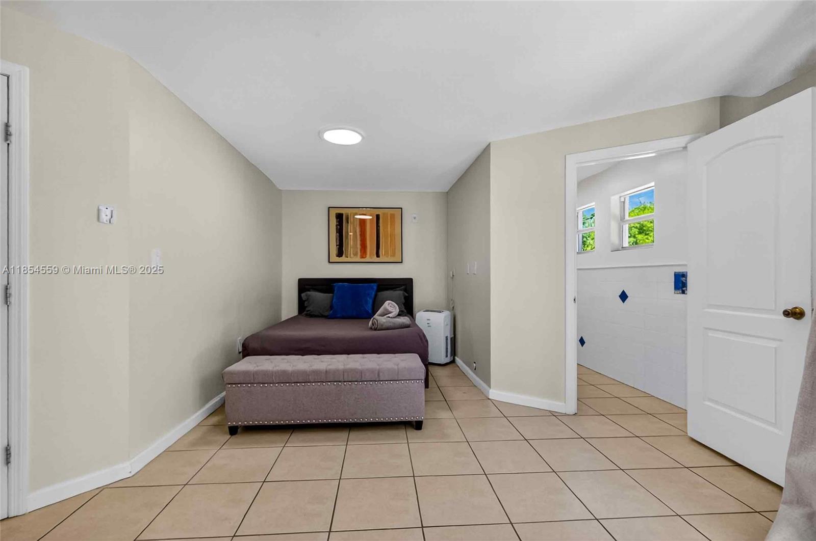 1051 NE 89th St Miami, FL 33138