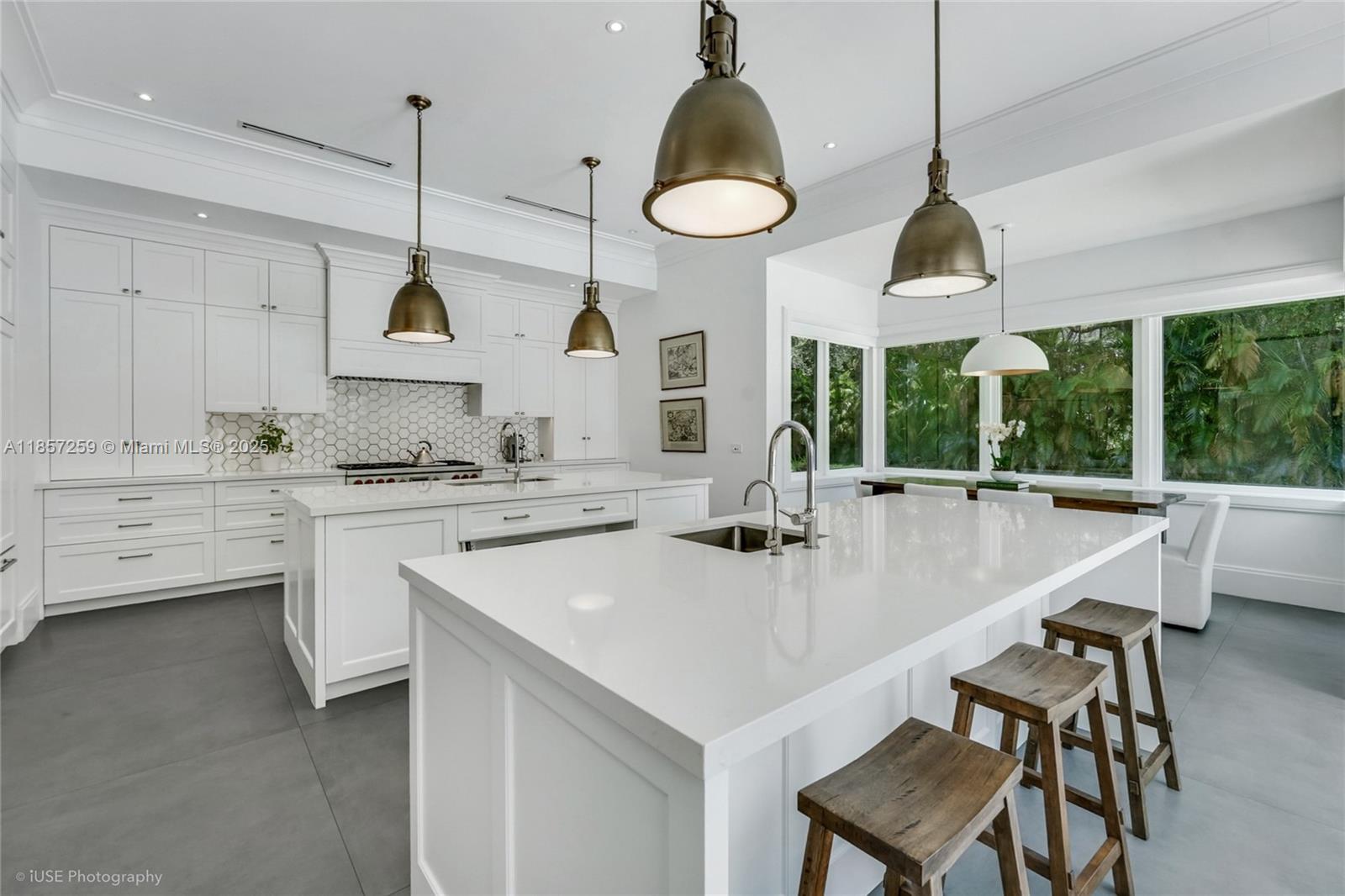 5501 Snapper Crk Rd Coral Gables, FL 33156