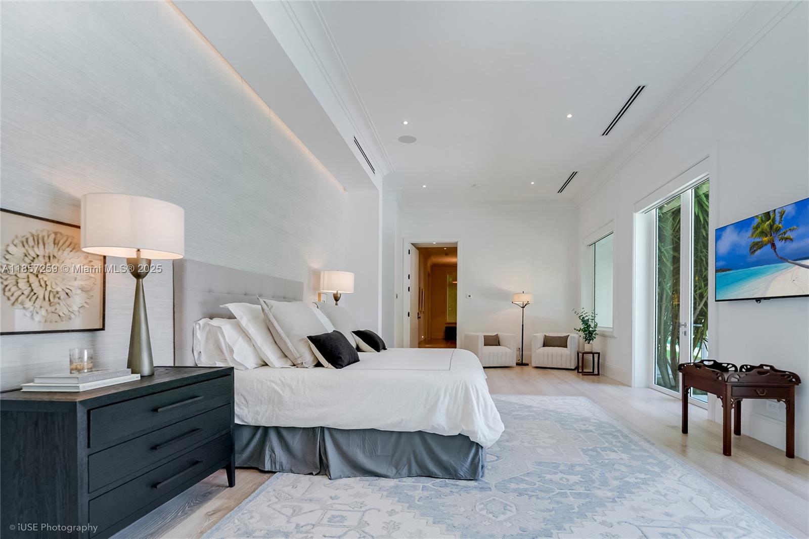 5501 Snapper Crk Rd Coral Gables, FL 33156