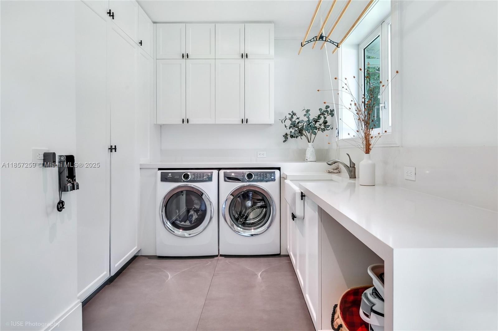 5501 Snapper Crk Rd Coral Gables, FL 33156