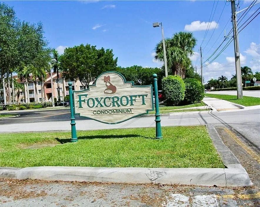 3253 Foxcroft Rd #G107