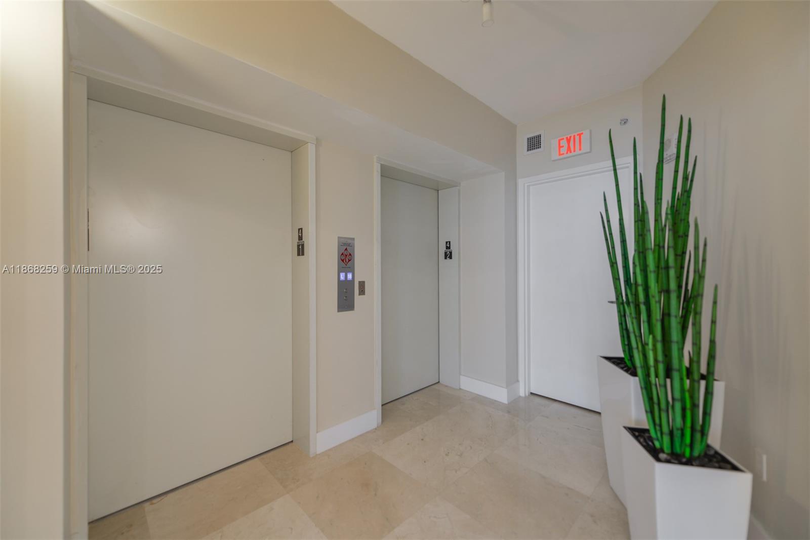 3101 S Ocean Dr #404 Hollywood, FL 33019