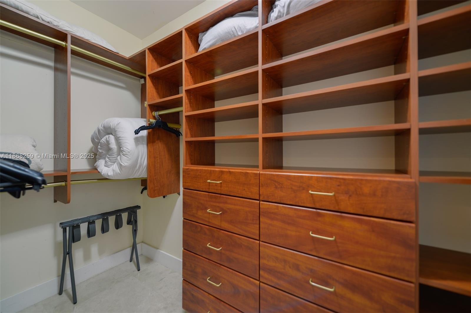 3101 S Ocean Dr #404 Hollywood, FL 33019