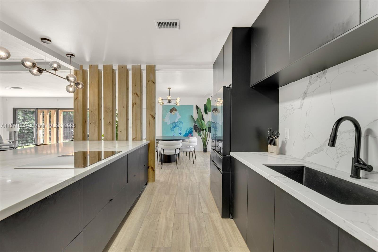 1370 71st St Miami Beach, FL 33141