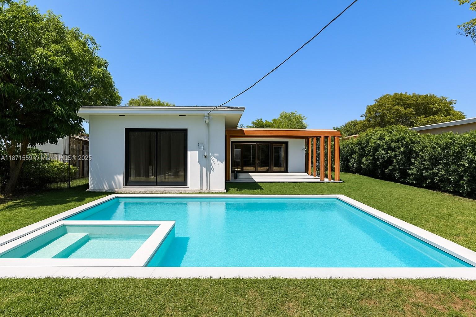 1370 71st St Miami Beach, FL 33141