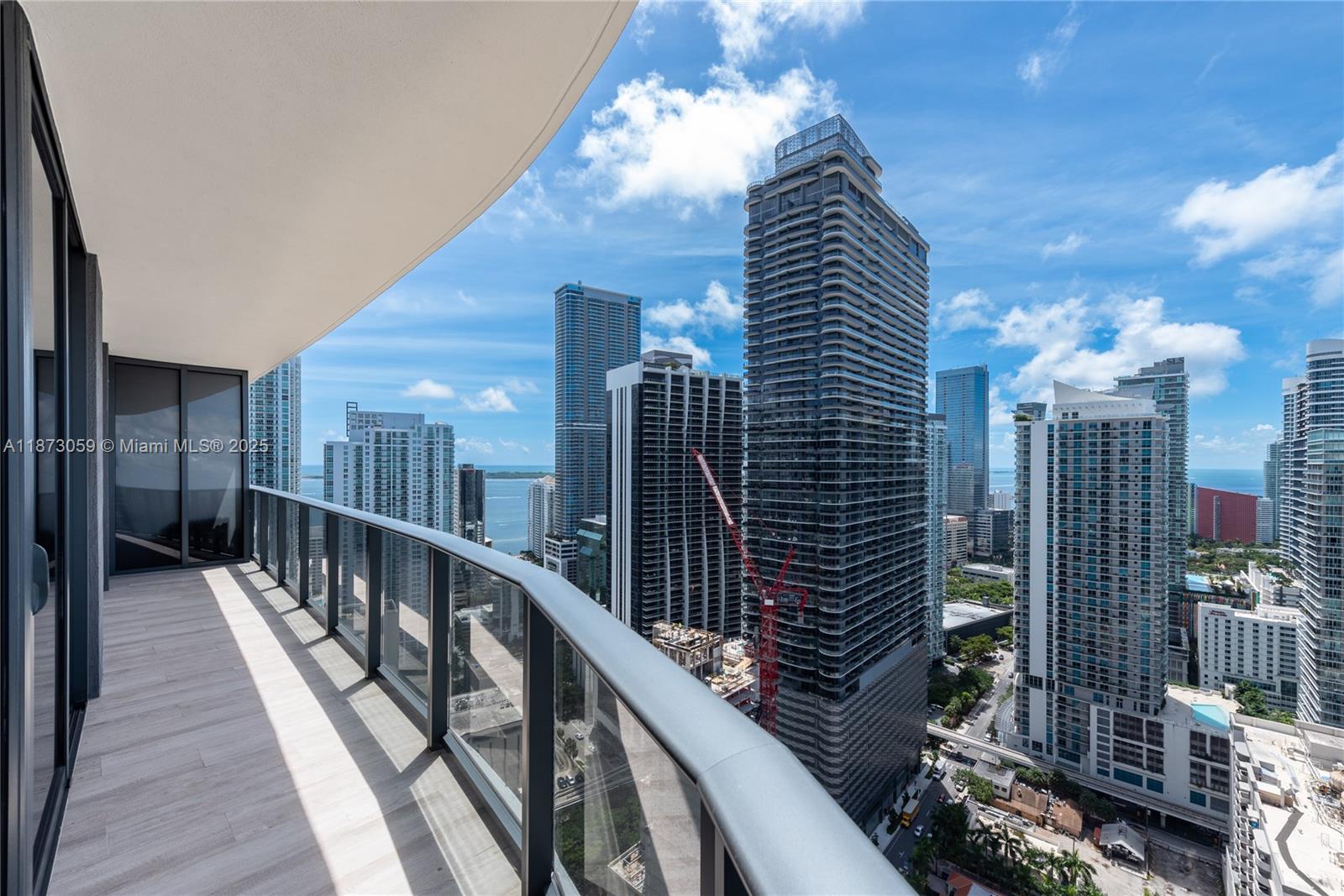 45 SW 9th St #3606
