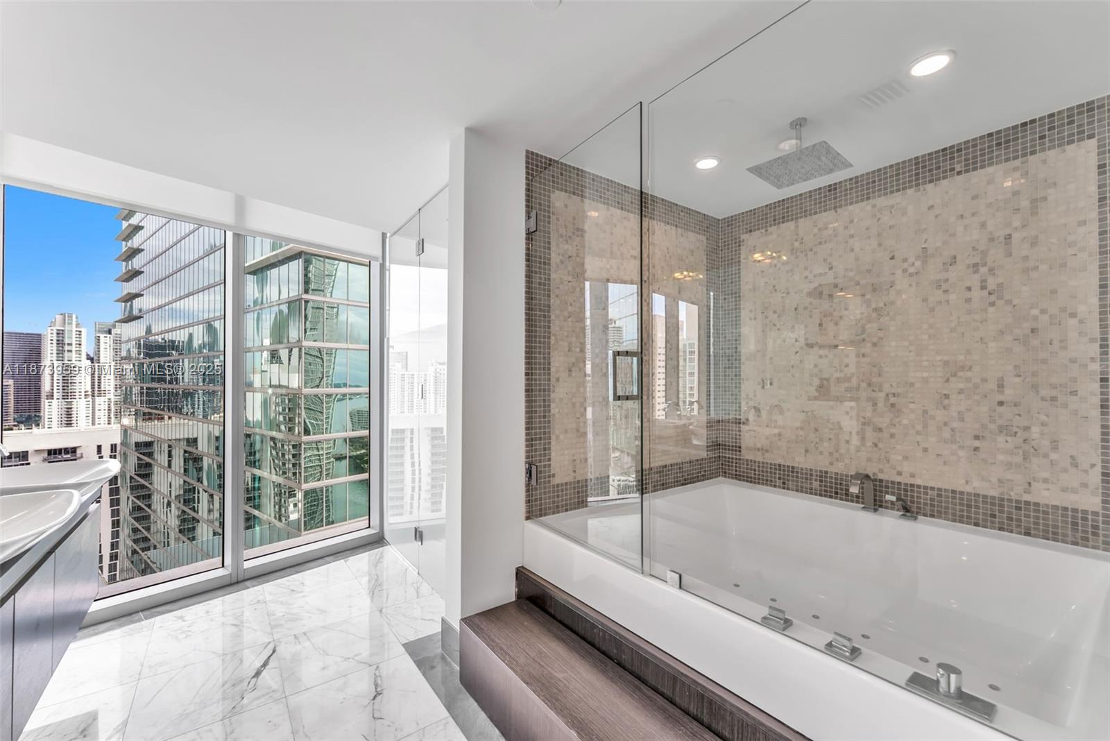 image Epic West Condo12