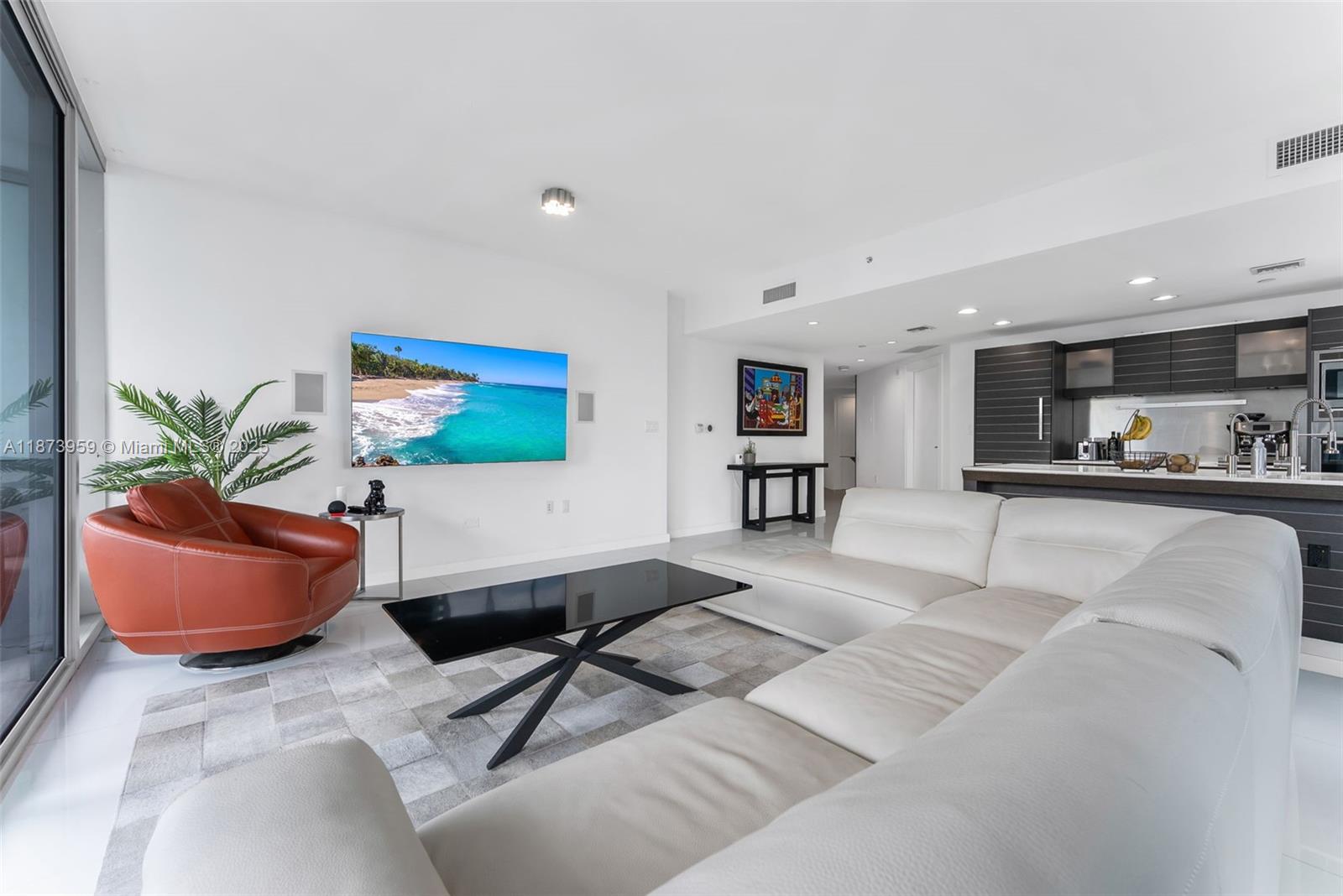 image Epic West Condo4