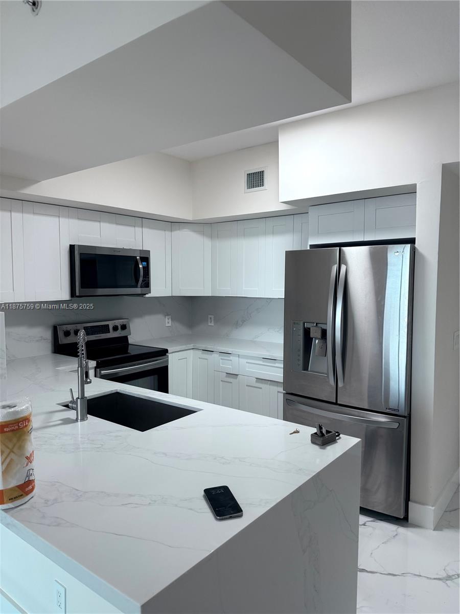 888 S Douglas Rd #1502 Coral Gables, FL 33134