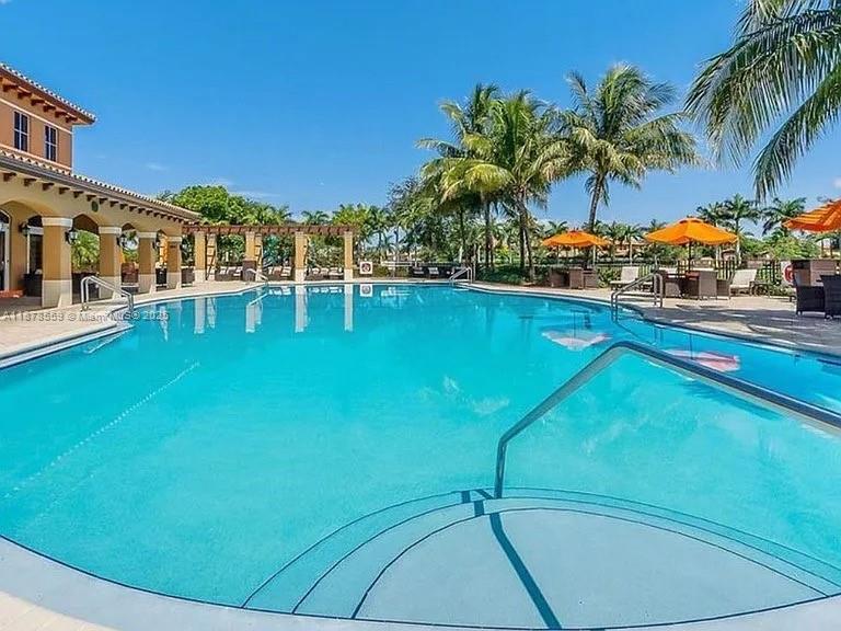 15601 SW 31st Ln Miami, FL 33185