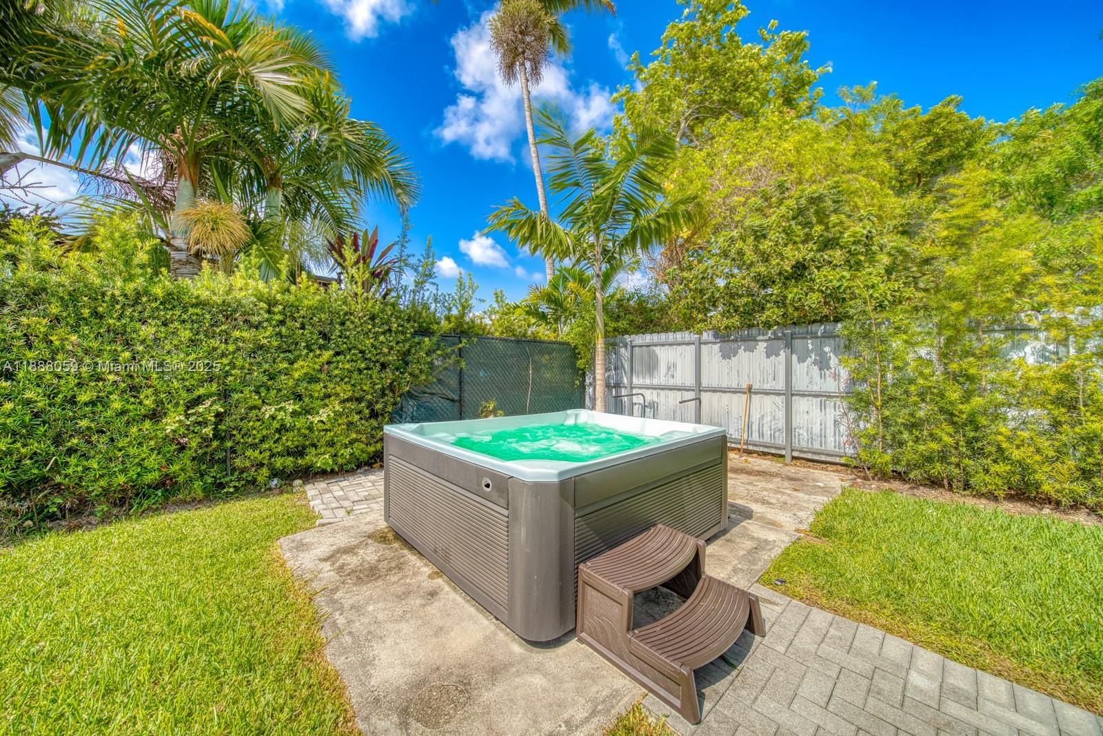 9104 SW 180th St Palmetto Bay, FL 33157