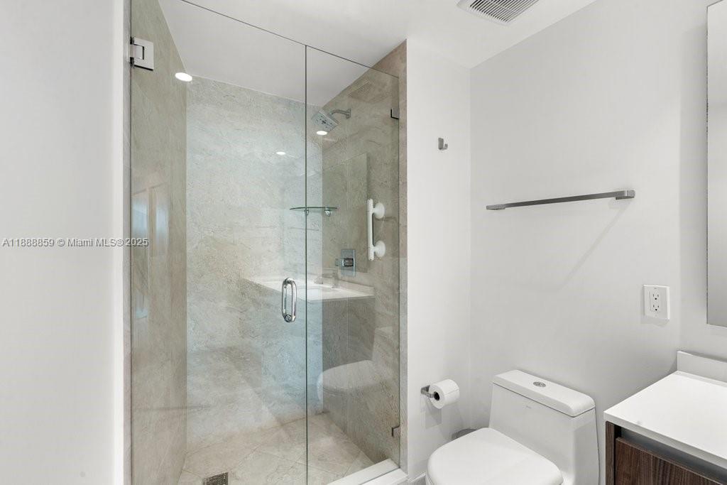 image Aria On The Bay Condo23