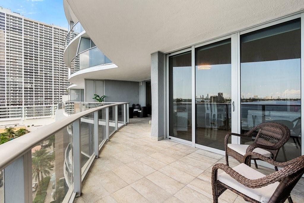 image Aria On The Bay Condo38