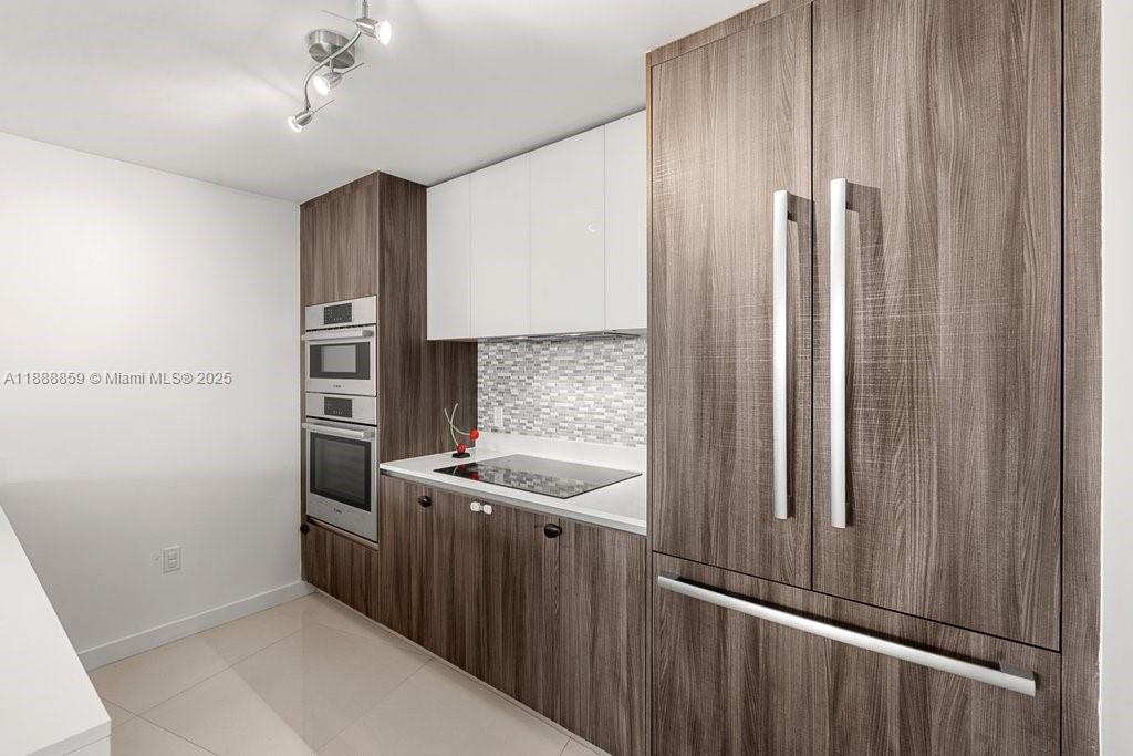 image Aria On The Bay Condo41