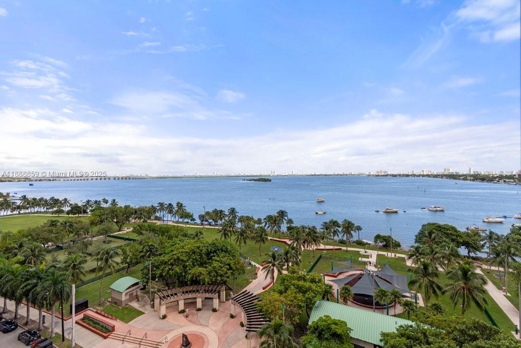 image Aria On The Bay Condo45