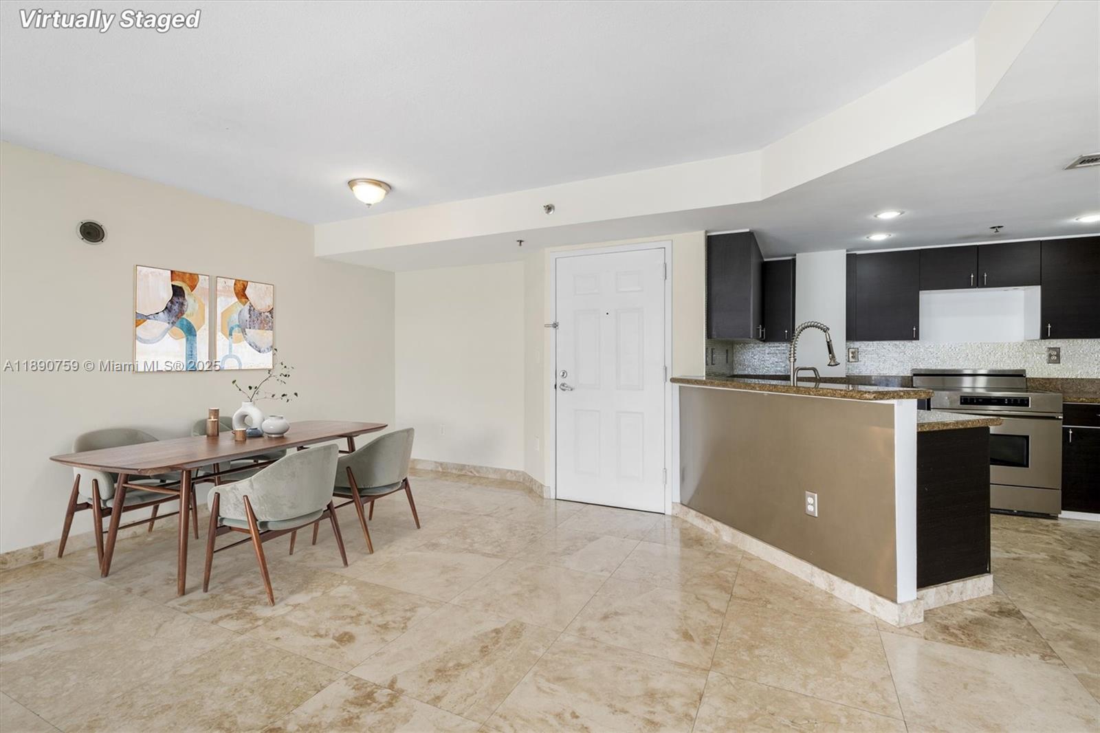 2351 Douglas Rd #906 Miami, FL 33145