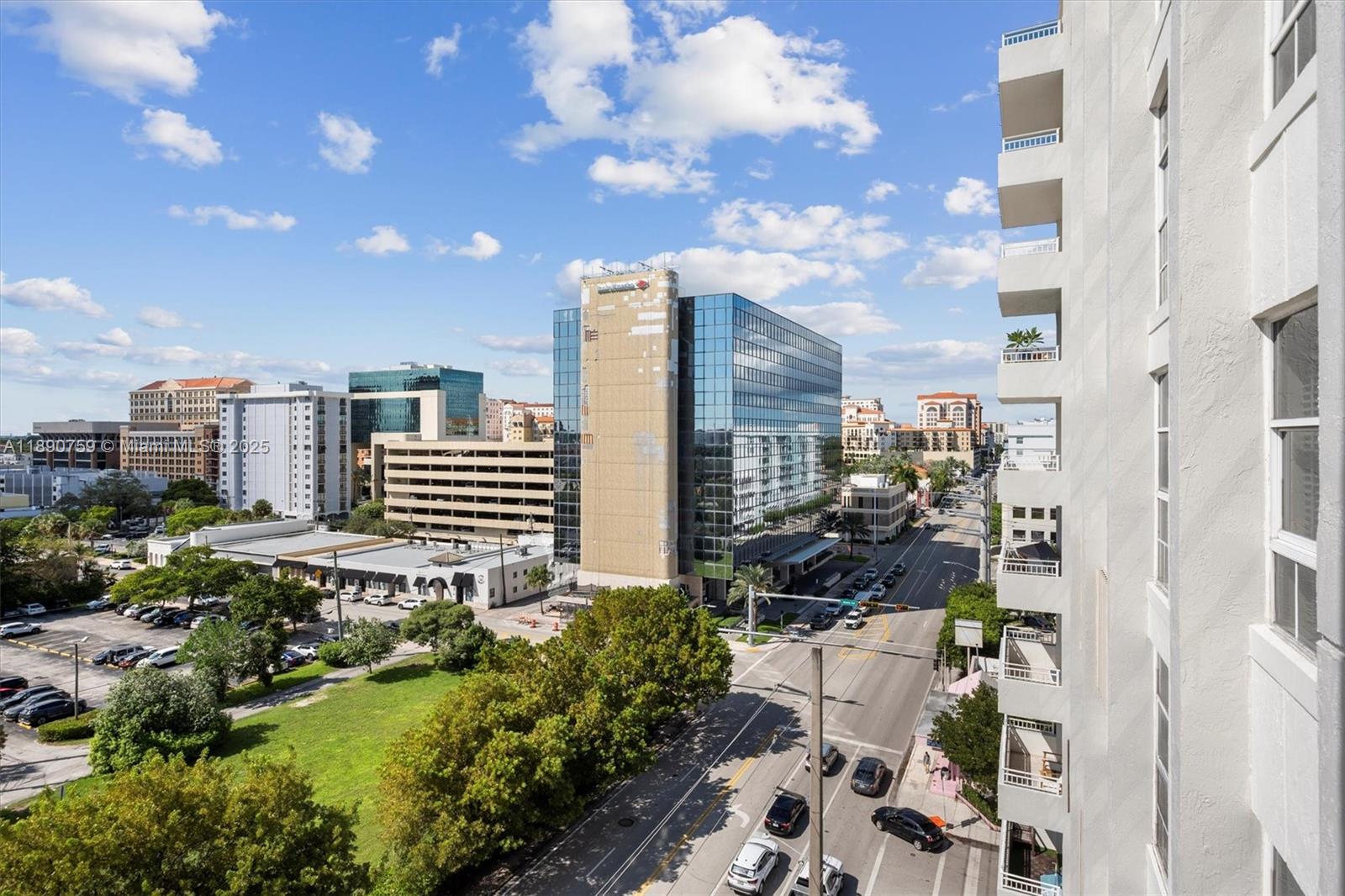 2351 Douglas Rd #906 Miami, FL 33145