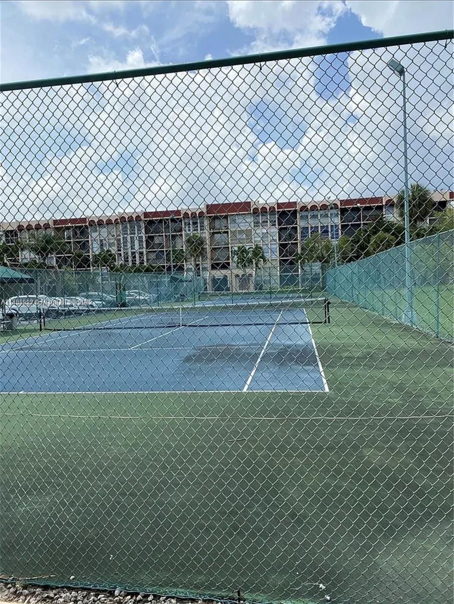 2101 Atlantic Shores Blvd #402 Hallandale Beach, FL 33009