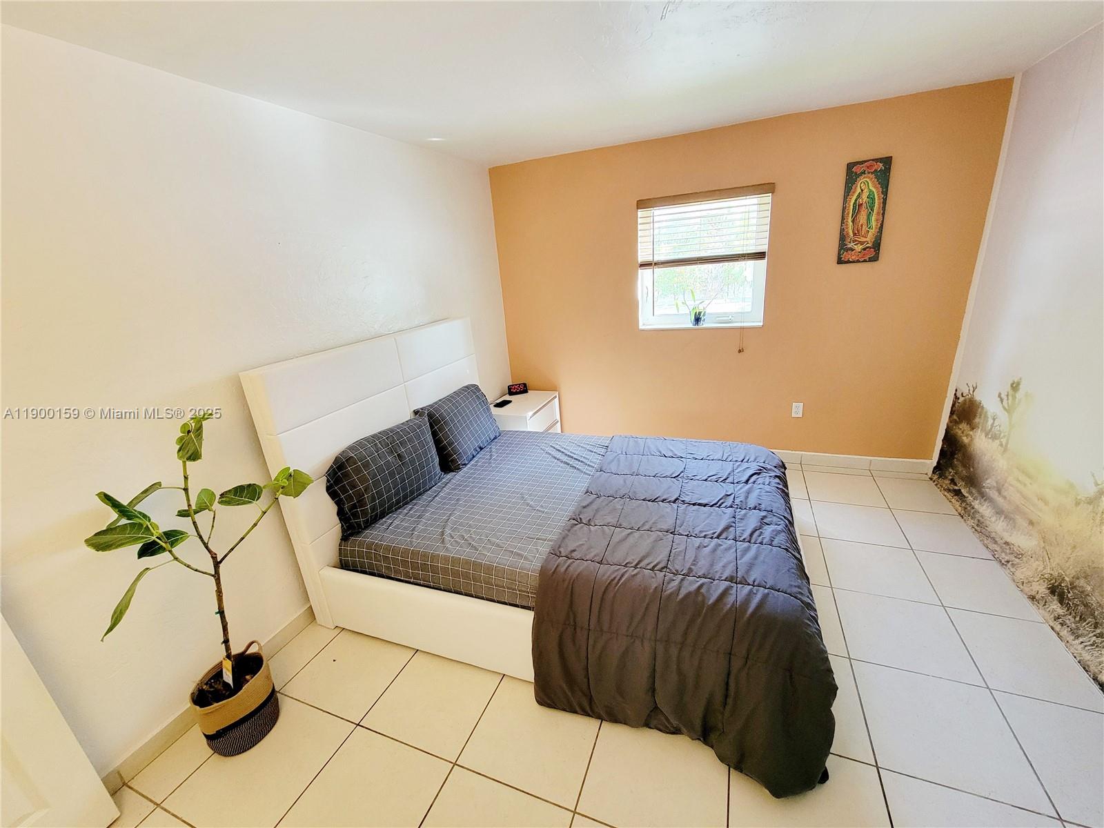 8609 SW 68th Ct #5 Pinecrest, FL 33156