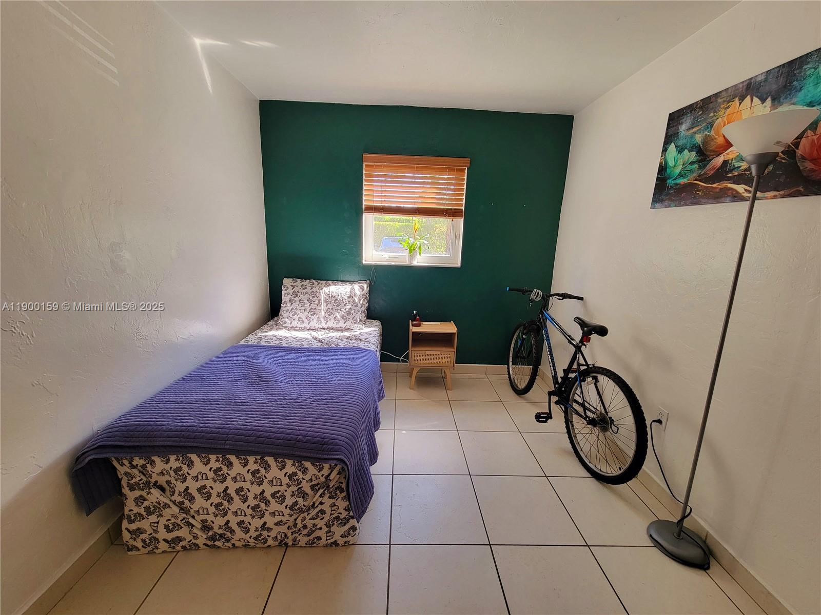 8609 SW 68th Ct #5 Pinecrest, FL 33156